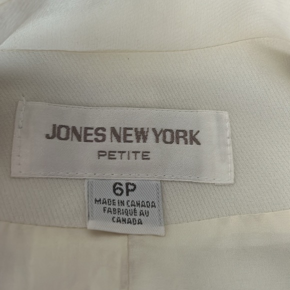 2 Piece Jones New York Jacket/skirt - Picture 9 of 9